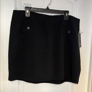 Jones New York Black Mini Pencil Skorts for any occasion.
